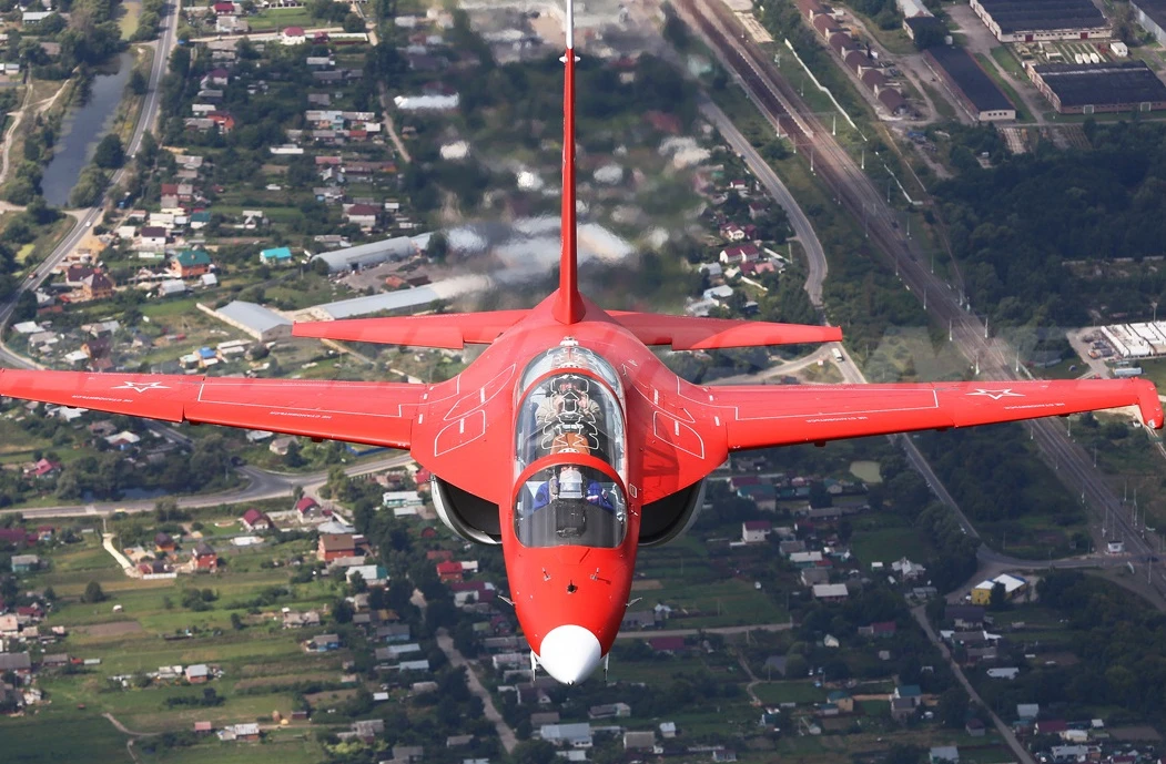 Chuyên gia Nga khuyên Việt Nam mua máy bay Yak-130 