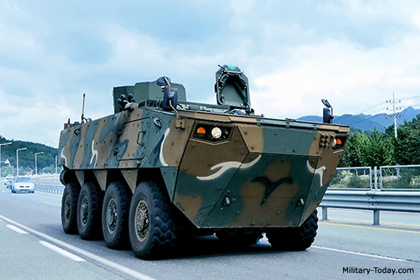 Chiêm ngưỡng “taxi chiến trường” hiện đại nhất Hàn Quốc