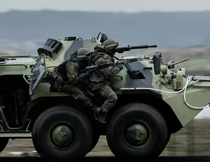 Xem đặc nhiệm Nga phô diễn kỹ thuật chiến đấu