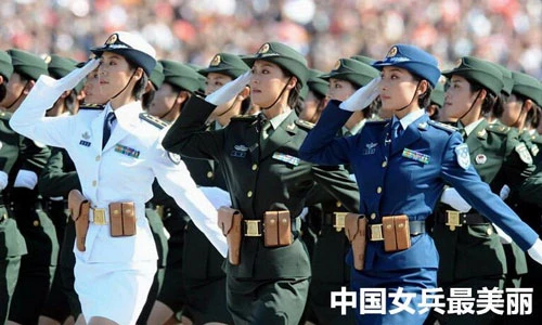 Mê mẩn đội hình “chân dài” duyệt binh ở các nước