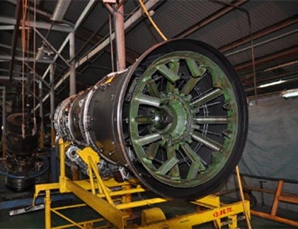 Cận cảnh nhà máy sửa chữa chiến đấu cơ của Việt Nam