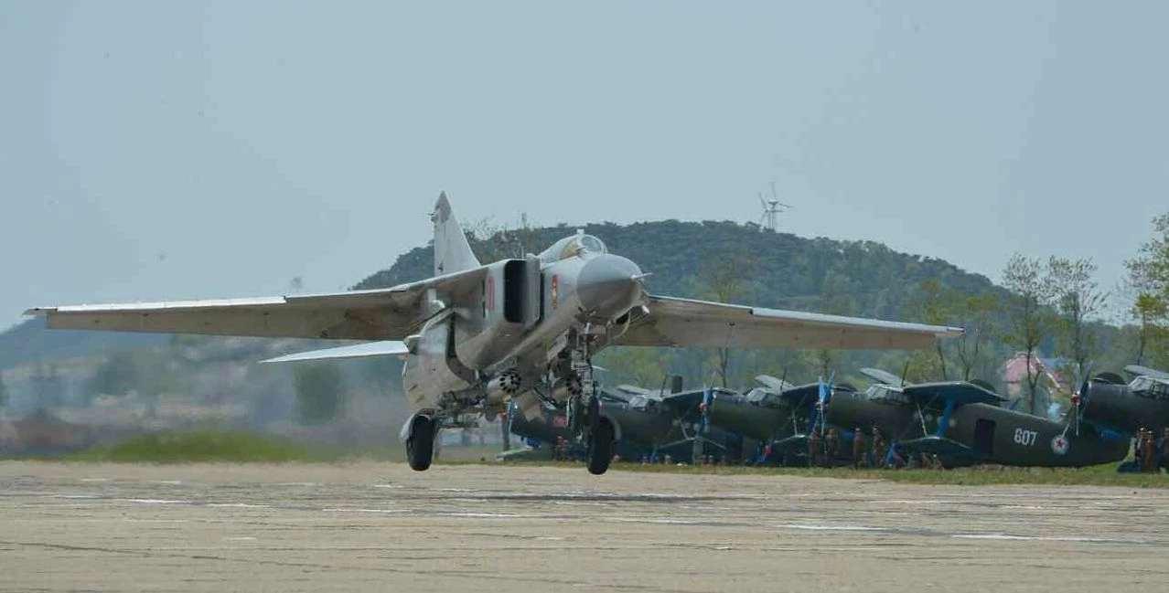 Không quân Triều Tiên có bao nhiêu máy bay chiến đấu?