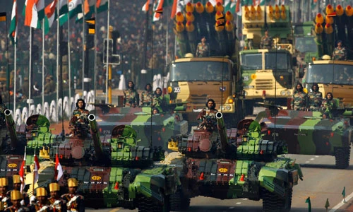 Ấn Độ muốn bán vũ khí gì cho Việt Nam và TG?