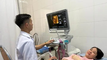 Hà Nội đẩy mạnh sàng lọc bệnh tật bẩm sinh cho trẻ