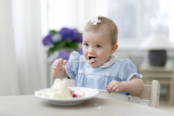 Ảnh các công chúa nhỏ, hoàng tử bé tuyệt đẹp