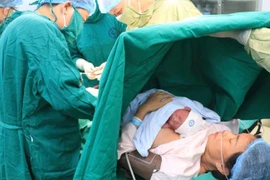 Sản phụ được phẫu thuật lấy thai thành công.