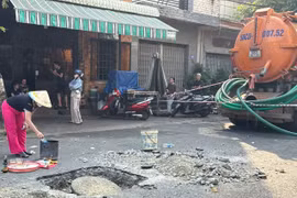 Hiện trường vụ tai nạn lao động làm 2 công nhân tử vong.