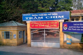 Trường THPT Tràm Chim