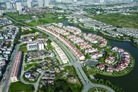 Giá đất, giá nhà vẫn… “chơi trò đuổi bắt"