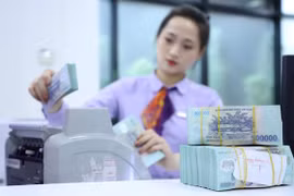 Nhiều ngân hàng tung gói cho vay mua nhà ưu đãi nhưng điều kiện đáp ứng vẫn khó