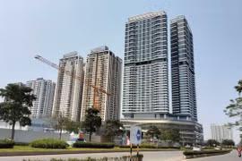 Tăng nguồn cung nhà ở thương mại nhưng giá vẫn vượt khả năng chi trả của nhiều người.