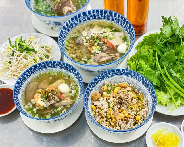 Hủ tiếu. Ảnh luhanhvietnam hu-tieu.jpg