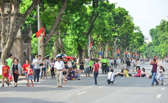 Tận hưởng không khí Quốc khánh rộn ràng giữa lòng Hà Nội quoc-khanh.jpg
