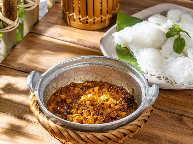 Ảnh minh họa bun-hen-cham-gach-cua.jpg