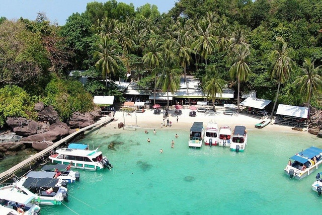 Hòn Móng Tay. Ảnh Tico Travel hon-mong-tay-phu-quoc.jpg