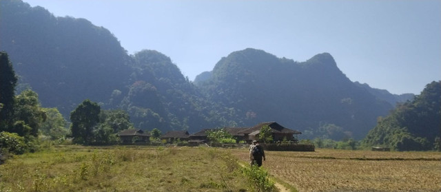 Sống chậm ở làng “ba không” giữa đại ngàn Lạng Sơn hoang sơ. Ảnh MIA ban-lan-dat1.jpg
