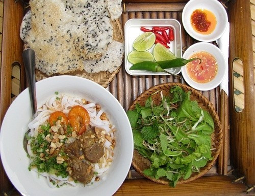 Ảnh minh họa mi-quang.jpg