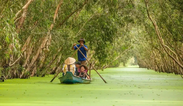 Mùa nước nổi miền Tây có gì đặc biệt mà hút đông khách? Ảnh Traveloka 9de0e2f81e23aa7df332.jpg