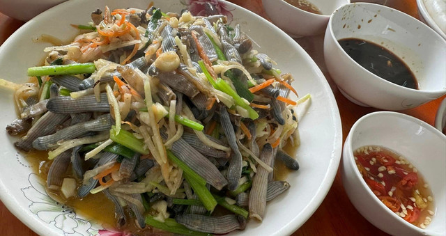 Bông thùa xào xu hào. Ảnh minh hoạ bong-thua3.jpg