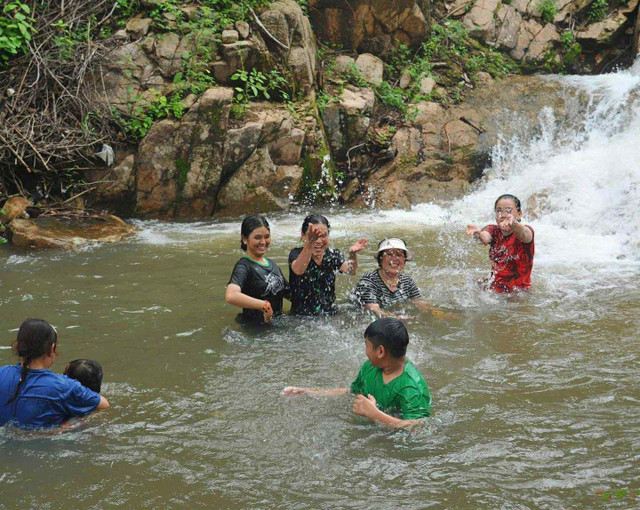 trekking-nui-cam4.jpg