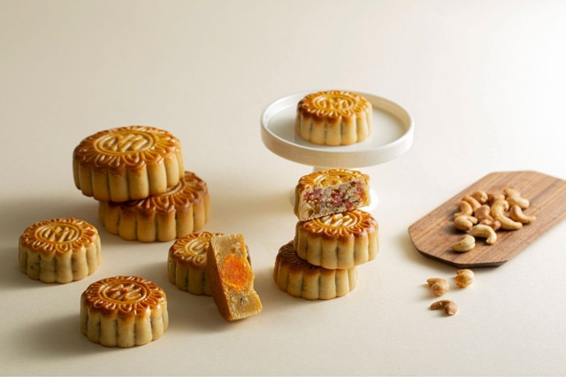 Ảnh Bánh trung thu banh-trung-thu-it-ngot-mini-size-len-ngoi2.jpg