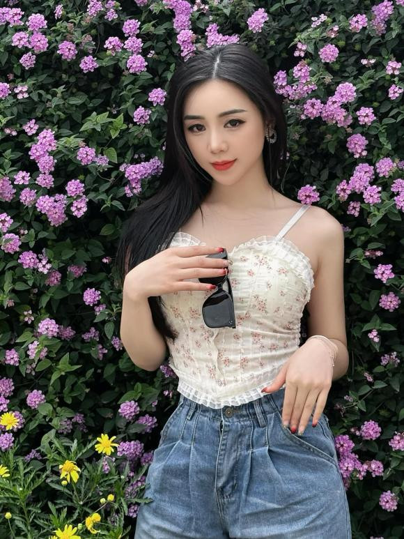 Đổi đời nhờ MV Vợ người ta, Quỳnh Kool thành diễn viên đắt show - Hình 8 Doi doi nho MV Vo nguoi ta, Quynh Kool thanh dien vien dat show-Hinh-8
