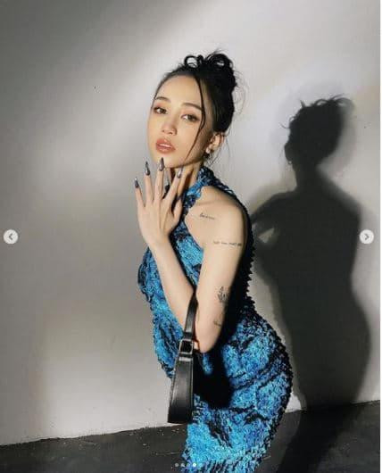 Bụng bầu 'vượt mặt' nhưng con gái Minh Nhựa vẫn chụp hàng chục bộ hình - Hình 3 Bung bau 'vuot mat' nhung con gai Minh Nhua van chup hang chuc bo hinh-Hinh-3