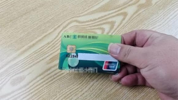 Không nên lưu những ảnh này trong điện thoại, kẻo rước họa vào thân - Hình 2 Khong nen luu nhung anh nay trong dien thoai, keo ruoc hoa vao than-Hinh-2