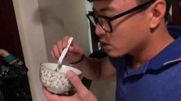 Bí mật đằng sau những cảnh gây bão trong phim Việt giờ vàng - Hình 2 Bi mat dang sau nhung canh gay bao trong phim Viet gio vang-Hinh-2