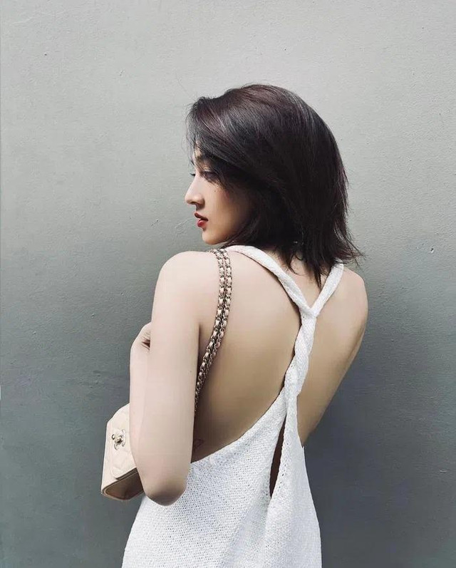 Bảo Anh táo bạo khoe ảnh bán nude - Hình 7 Bao Anh tao bao khoe anh ban nude-Hinh-7