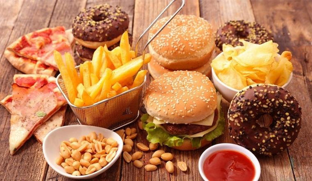 5 loại thực phẩm hủy hoại 'chuyện chăn gối' các cặp vợ chồng - Hình 3 5 loai thuc pham huy hoai 'chuyen chan goi' cac cap vo chong-Hinh-3