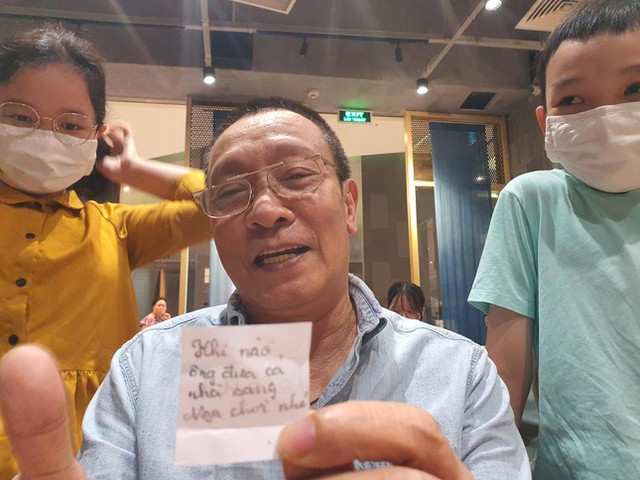 MC Lại Văn Sâm mừng sinh nhật tuổi 65, bà xã hiếm hoi lộ diện - Hình 3 MC Lai Van Sam mung sinh nhat tuoi 65, ba xa hiem hoi lo dien-Hinh-3