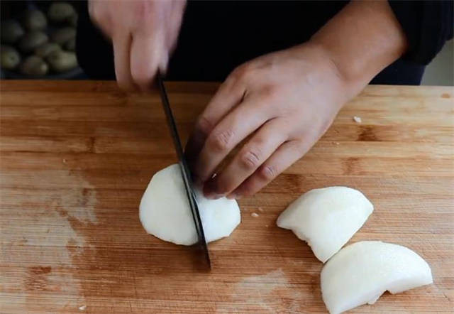 Món canh đại bổ giúp thanh nhiệt, giải độc cho mọi lứa tuổi - Hình 6 Mon canh dai bo giup thanh nhiet, giai doc cho moi lua tuoi-Hinh-6