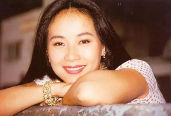 Mỹ nhân "Ỷ Thiên Đồ Long Ký" gây sốc vì nhan sắc xuống dốc - Hình 7 My nhan