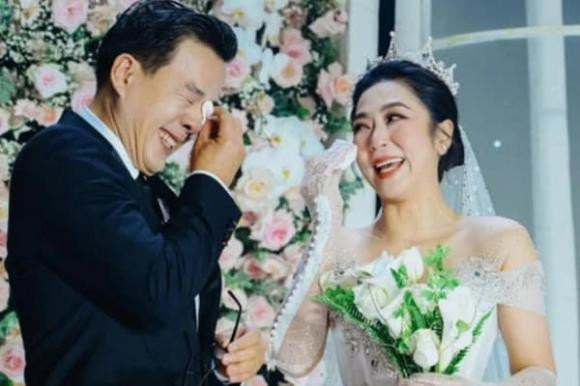 Cuộc sống của Thanh Đào, vợ cũ "Vua cá Koi" Thắng Ngô giờ ra sao? Cuoc song cua Thanh Dao, vo cu