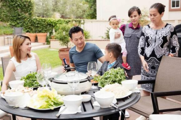 Cuộc sống hạnh phúc của hai mĩ nhân đi qua cuộc đời Quang Dũng - Hình 3 Cuoc song hanh phuc cua hai mi nhan di qua cuoc doi Quang Dung-Hinh-3
