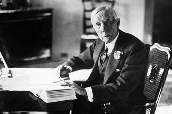 Tỷ phú Rockefeller dạy con trai: 2 loại người không nên kết thân Ty phu Rockefeller day con trai: 2 loai nguoi khong nen ket than