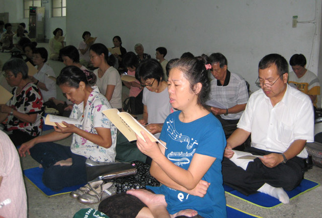 Lời sám hối sau những tháng ngày buông thả của trùm giang hồ Đài Loan Loi sam hoi sau nhung thang ngay buong tha cua trum giang ho Dai Loan