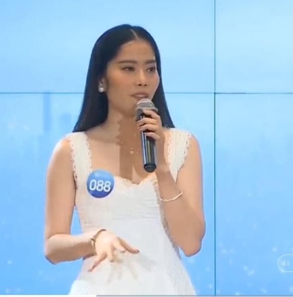 Nam Em bị đào lại clip thi Hoa hậu với phát ngôn bất nhất - Hình 2 Nam Em bi dao lai clip thi Hoa hau voi phat ngon bat nhat-Hinh-2