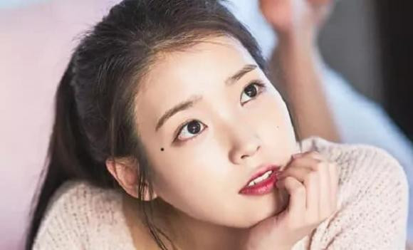 3 nốt ruồi phá tướng, ai xui xẻo sở hữu, cả đời điêu đứng - Hình 2 3 not ruoi pha tuong, ai xui xeo so huu, ca doi dieu dung-Hinh-2