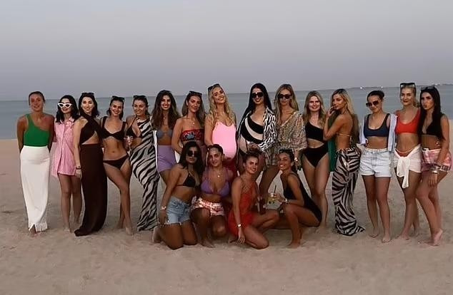 Những lời buộc tội dành cho dàn WAGs tuyển Đức tại World Cup 2022 - Hình 3 Nhung loi buoc toi danh cho dan WAGs tuyen Duc tai World Cup 2022-Hinh-3