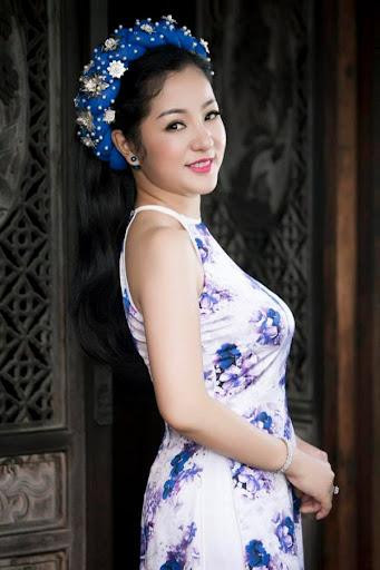 Danh hài Thúy Nga: Nhan sắc trẻ trung, bình yên sau sóng gió - Hình 7 Danh hai Thuy Nga: Nhan sac tre trung, binh yen sau song gio-Hinh-7