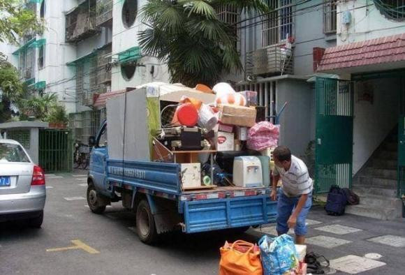 Vì sao nói: "lửa đi ba đường là tắt, người đi ba đường là nghèo"? - Hình 3 Vi sao noi: