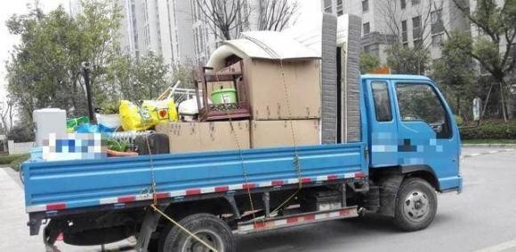 Vì sao nói: "lửa đi ba đường là tắt, người đi ba đường là nghèo"? - Hình 4 Vi sao noi: