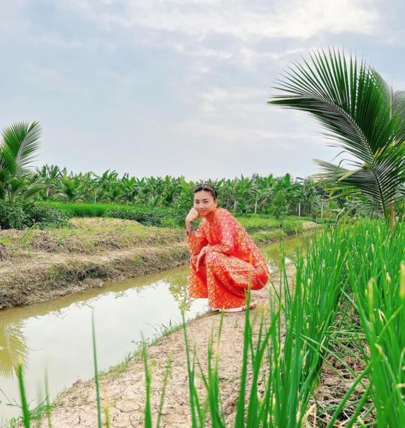 Khoảnh khắc dễ thương của Ngô Thanh Vân- Huy Trần khi về quê ăn Tết - Hình 2 Khoanh khac de thuong cua Ngo Thanh Van- Huy Tran khi ve que an Tet-Hinh-2