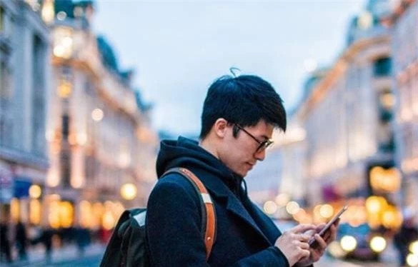 Khi chồng có bồ, anh ta sẽ bắt đầu giấu giếm ba điều này - Hình 2 Khi chong co bo, anh ta se bat dau giau giem ba dieu nay-Hinh-2