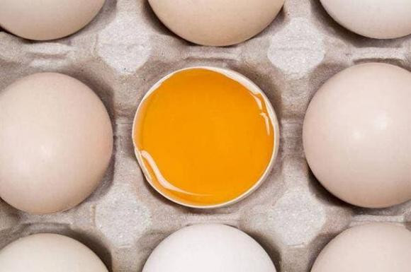 Ăn quá nhiều lòng đỏ trứng có thực sự gây ra dư thừa cholesterol? - Hình 4 An qua nhieu long do trung co thuc su gay ra du thua cholesterol?-Hinh-4