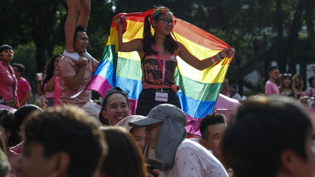 Cuộc đấu tranh cô đơn của cộng đồng LGBT Đông Nam Á - Hình 2 Cuoc dau tranh co don cua cong dong LGBT Dong Nam A-Hinh-2