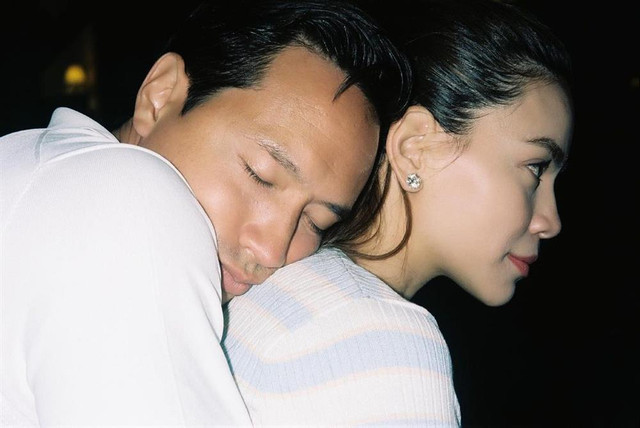 Hồ Ngọc Hà - Kim Lý và mối quan hệ gói gọn trong 6 chữ Ho Ngoc Ha - Kim Ly va moi quan he goi gon trong 6 chu