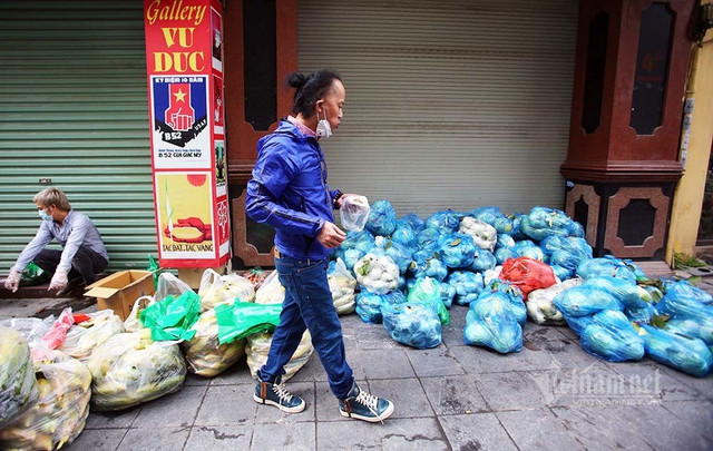 Bán 10 tấn rau/ngày, người đàn ông tiết lộ ‘món lãi’ chưa từng có - Hình 8 Ban 10 tan rau/ngay, nguoi dan ong tiet lo ‘mon lai’ chua tung co-Hinh-8